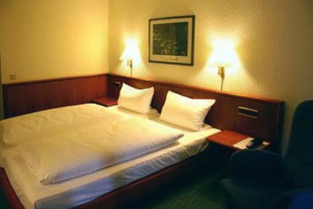 Hotel-Restaurant Esbach Hof Kitzingen Extérieur photo