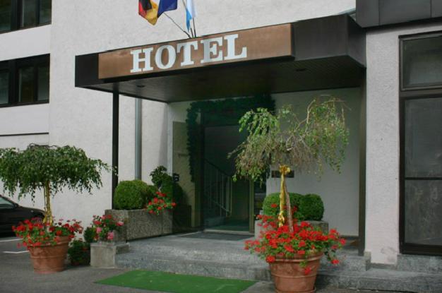 Hotel-Restaurant Esbach Hof Kitzingen Extérieur photo